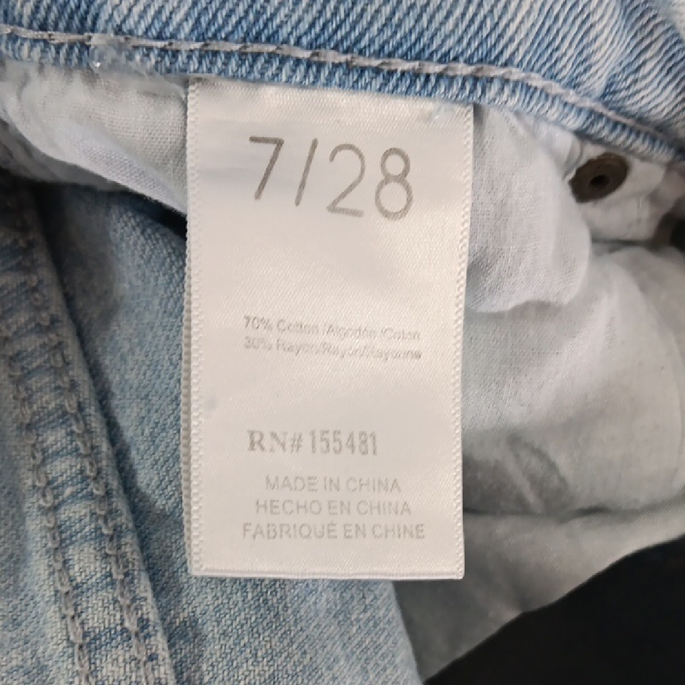 Simple Society Women's Juniors Size 7 Butterfly Print Light Wash Denim Jeans - Picture 7 of 9
